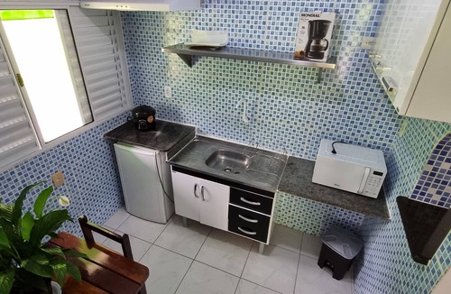 Sumare Apartment | Kitnet em Caraguatatuba 200 Metros do Centro com Wi-fi