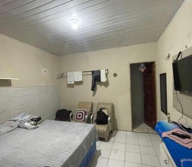 Fatima House | Kitnet mobiliado, confortável e bem localizado.