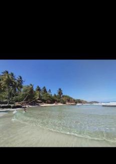 Pontal House | kitnet pé na areia reservado por sayonara