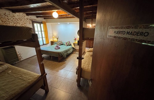 El Bolson Hostel | La Casa del Arbol