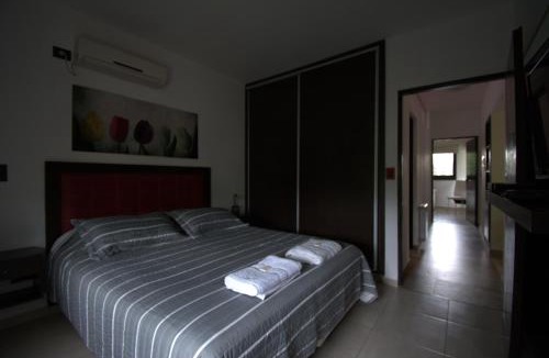 Roldan House | LA CASITA