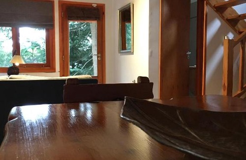 Angostura House | LA CAUTIVA