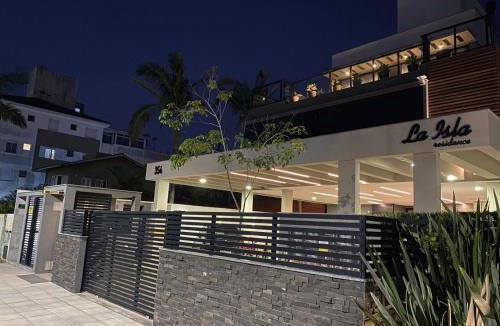 Lagoa Pequena Apartment | La Isla: Requinte no point do Novo Campeche CN0652