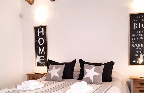 Vistalba House | "La Isolina", a bright and warm house on the wine roads.