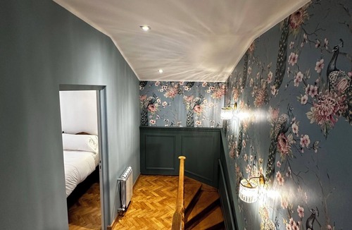 Mendoza City Center Apartment | La Maison: Style and Charm in the Heart of Mendoza
