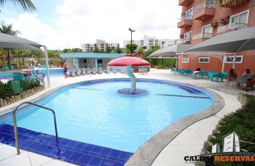 Setor Lagoa Quente Apartment | LAGOA QUENTE HOTEL - Apartamento 229 - 01º Andar - SUÍTE ESMERALDA - 01 quarto, sala, cozinha e banheiro *com fogão*