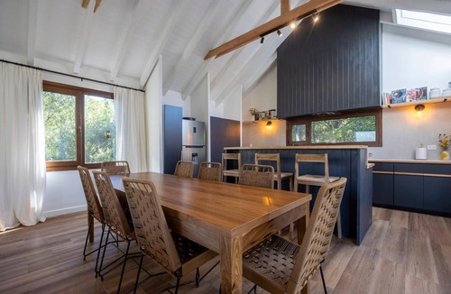 San Carlos de Bariloche Ski Chalet | Lakeview Chalet in Bariloche: Elevated comfort with panoramic views