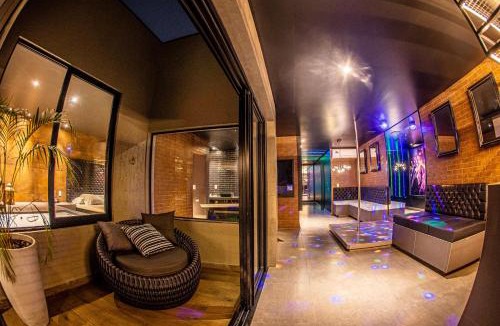 Almirante Tamandare Hotel | Le Piège Thematiquè