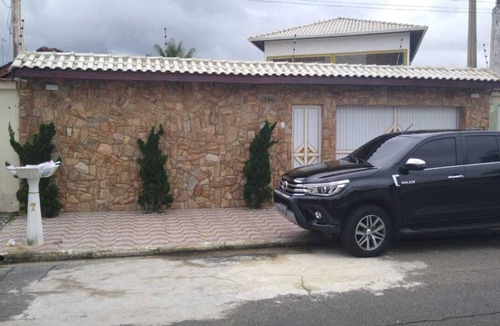 Praia Grande House | Left of high standard