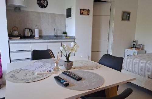 Ezeiza Bed & Breakfast | Lennon remis gratis Ezeiza