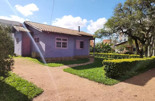 Guaiba House | Lilac Chalet