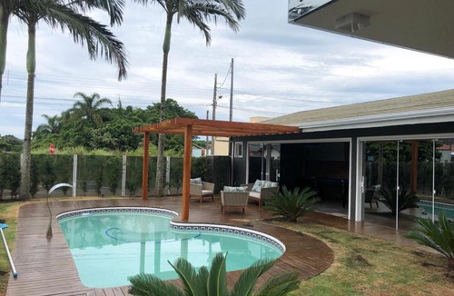 Mariscal House | Linda casa em Bombinhas para até 10 pessoas