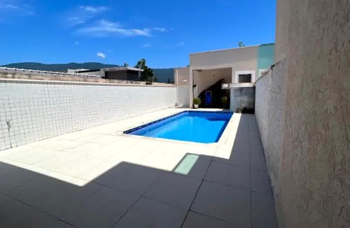 Balneario Mogiano House | Linda casa Litoral Norte