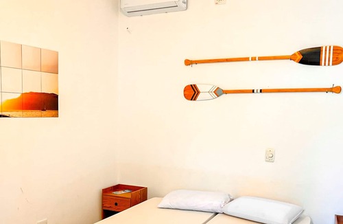 Centro Comercial Apartment | Linda Suíte com Frigobar à 150 Metros da Praia do Perequê