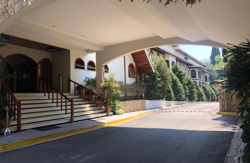 Vila Poran Apartment | Lindo Apto em Campos do Jordão no Quatre Saisons com vista