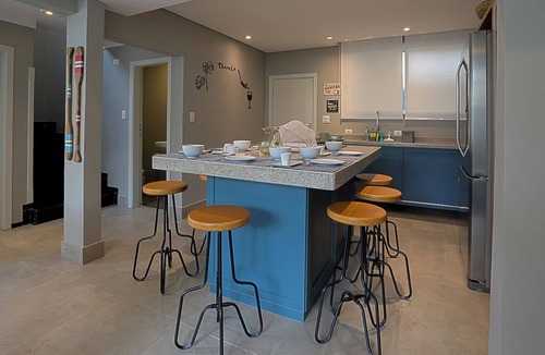Ponta da Praia House | Lindo Sobrado