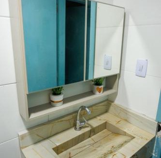 Santa Teresa House | Little Blue House