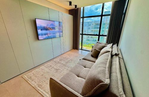 Xangri-La Apartment | Livin' Resort Home - 502/1
