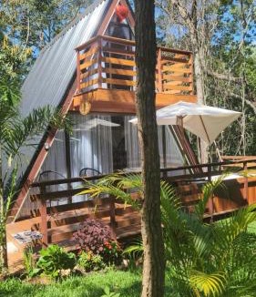 Bonfinopolis Ski Chalet | Lobo Cabanas