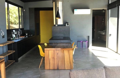 Villa Carlos Paz House | Lodge House, with full view of the lake and mountains.