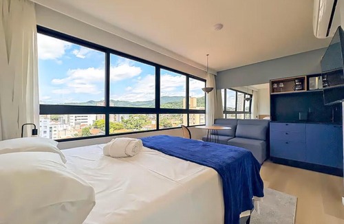 Velha Apartment | Loft novo moderno garagem, piscina, 2 pessoas