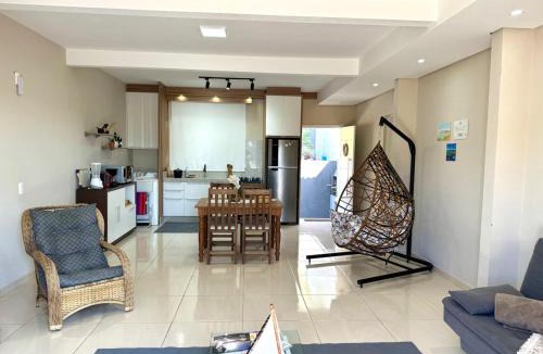 Governador Celso Ramos House | Loft para locação em Calheiros Governador Celso Ramos