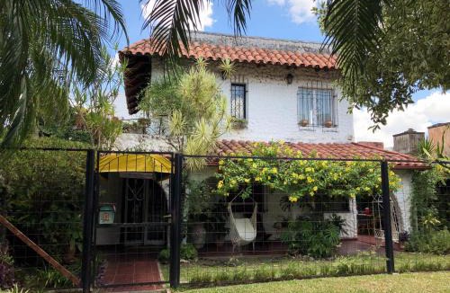 Formosa House | Los Abuelos
