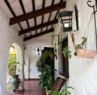Formosa House | Los Abuelos
