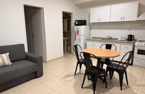 Mendoza City Center Apartment | Los Halcones