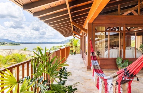 Sete Pontes House | Luxuosa casa Braganca Paulista represa 18Px