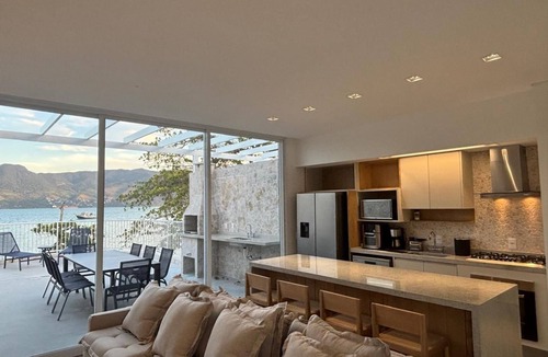 Praia das Cigarras House | Luxury Beachfront Home | Panoramic Ocean & Ilhabela Views