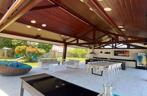 Tamandare House | Luxury Carneiros - Cond Beira Mar | 20 people