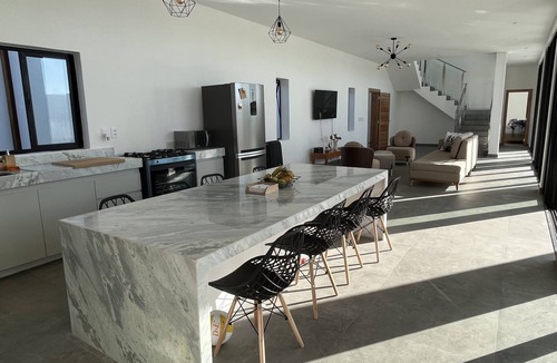 Caicara House | LUXURY OASIS IN PREÁ BEACH