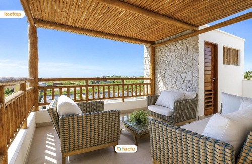 Fortim House | Luxury Villa in Fortim: Beach Tennis and Pool