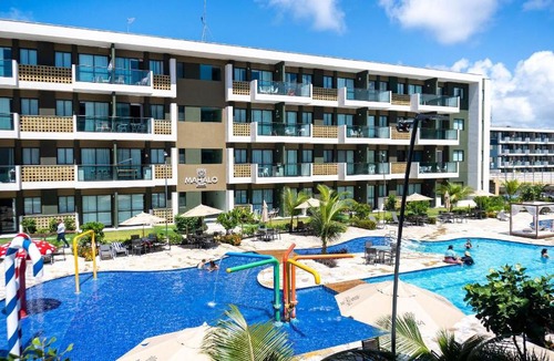 Nossa Senhora do O House | Mana Beach Experience - Flats em Muro Alto por Yolo