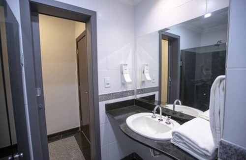 Adrianopolis Hotel | Manaus Stay | 4.5 mi to Centro Histórico Manaus, Walking Heritage Tours