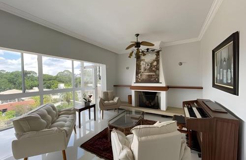 Cotia House | Mansão com Piscina | Conforto e Exclusividade