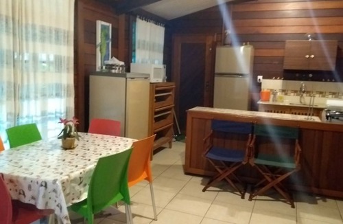 Maresias House | Maresias Charm and Comfort half a block from the beach - 1 suite + 01 bedroom