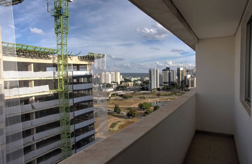 Monumental Axis Apartment | Mercure Líder Brasília, Excellent Location