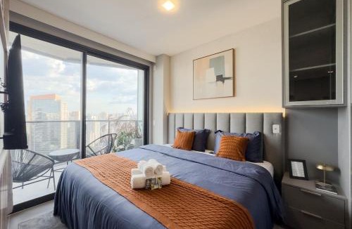 Vila Olimpia Apartment | ML2211 · ML2211. Alto Padrão (com piscina, sauna e garagem)