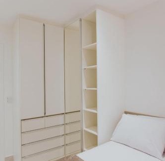 Praia de Itaparica Apartment | Modern 2-bedroom apartment with pool and gym.