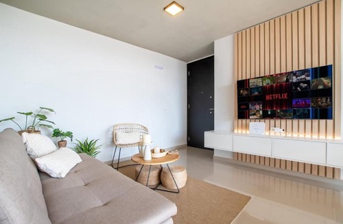 Luque Apartment | Modern and Cozy Two BR Apt with Pool and Free Parking