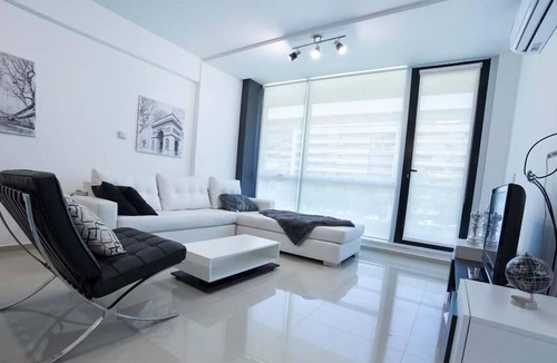 Puerto Madero Apartment | Modern Apartment in Puerto Madero