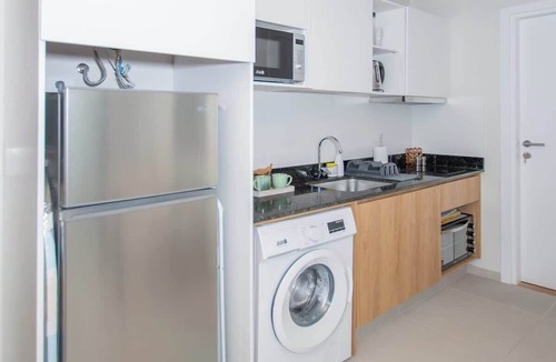Asuncion Apartment | Modern Apt w/City View | Gym, Pool | Walk to Malls