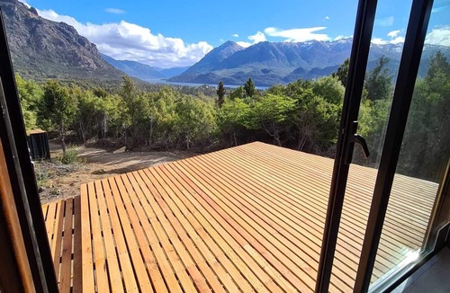 San Carlos de Bariloche Cabin | Modern Nordic Cabin amazing lake and Ski Resort views, peacefull & quiet