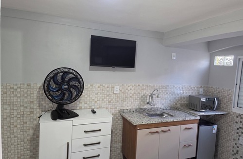 Lambari House | Modern, cozy room with Wi-Fi, TV, kitchen, double bed + extra bed.