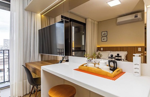 Matriz Apartment | Modern Studio with a View in Downtown Curitiba - Luxury