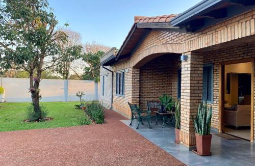 Ciudad Del Este Villa | Moderna y Unica casa independiente con jardín y estacionamiento
