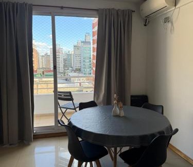 Centro Apartment | Monoambiente centrico con balcon y pileta