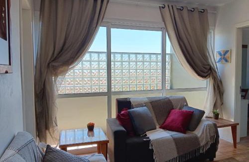 Passo de Torres Apartment | Morada 2 andares próximo ao mar com estacionamento e Wi-Fi